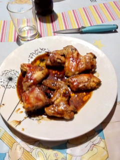 Una foto de Pollo al vino