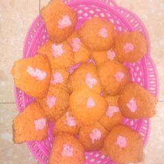 A picture of Orange cookies#Endofyearchallange.