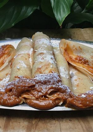 Una foto de PANQUEQUES DE DULCE DE LECHE 🥞