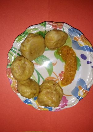 मोमोज (Momos recipe in Hindi) रेसिपी मुख्य फोटो