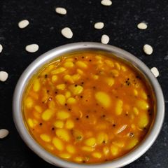A picture of Lima beans curry (Vaal nu shaak).