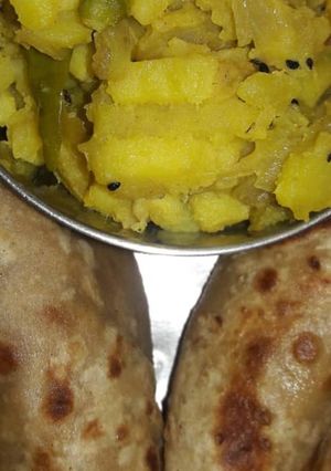 পরোটা আলু ভাজা রেসিপির প্রধান ছবি