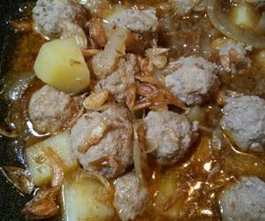 Resep Terbaik Semur bola bola daging sapi Praktis Enak Resep Terbaik Semur bola bola daging sapi Praktis Enak