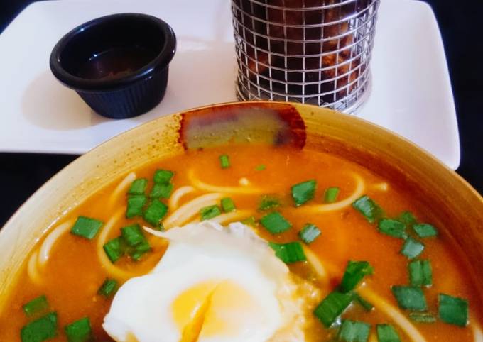 #Sriracha_Ramen_Noodle #Soup
With
#Finger_Fish_fry