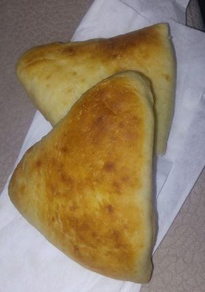 صورة لوصفة قراص (معجنات)بالزعتر والسبانخ