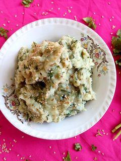ખીચું(Khichu recipe in Gujarati) રેસીપી મુખ્ય ફોટો