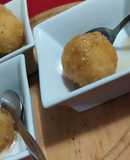 Buñuelos de yuca con almíbar
