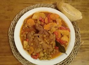 Una foto de Estofado de carne al jerez