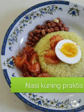 Langkah Gampang Menyiapkan Resep  Nasi kuning praktis yang Enak Banget, Enak Banget