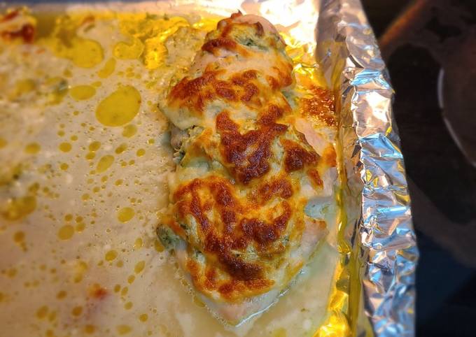 Spinach Stuffed Chicken Breast Recipe by Kyle Koshman - Cookpad