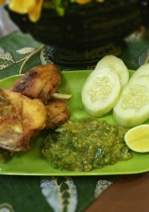Foto resep Ayam goreng sambel ijo