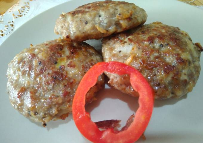 Anti Ribet, Bikin Beef Patty (Isian Burger) Farah Quinn