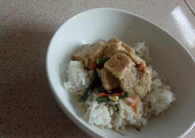 Bagaimana Membuat Sayur Lodeh Ndeso Santan Mudah Kacang Panjang Tempe Gembos Pedas yang Enak Banget