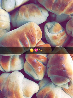 صورة لوصفة فطائر باللبنه هشه 😋