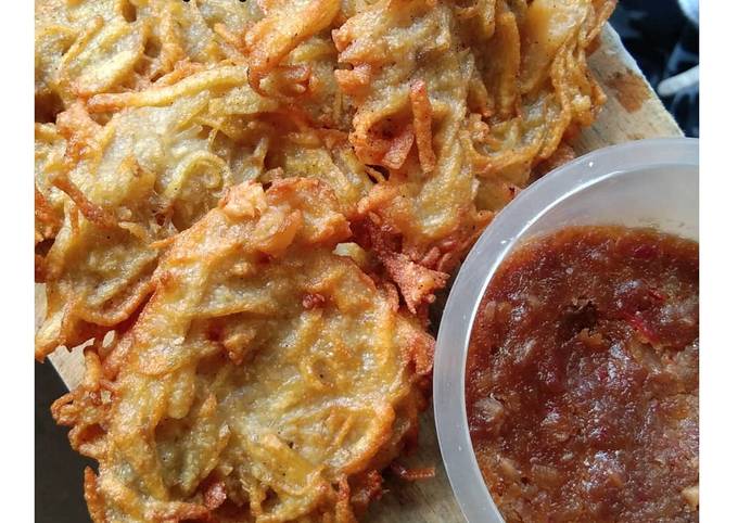 Cara Gampang Menyiapkan Bala-bala Kentang Keju, Lezat