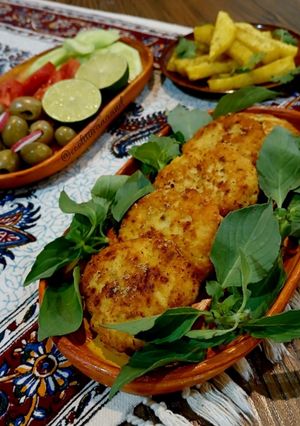 عکسی از دستور کتلت مرغ با عطر آویشن