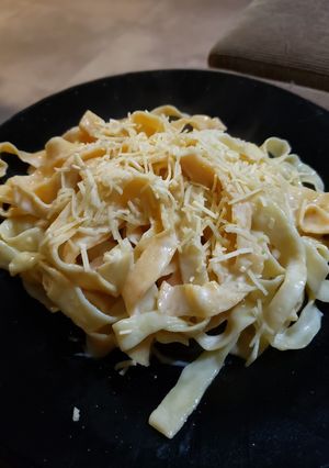 Una foto de Fideos al huevo caseros 🍝