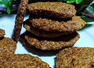 Una foto de ANZAC Biscuit 🍪con Avena, Coco y Limón...!🍋