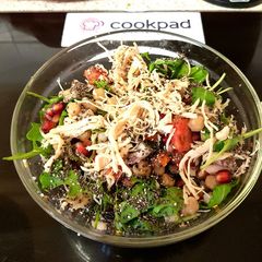 My Barley & Chic pea & Chicken Salad. 😘 A picture of My Barley & Chic pea & Chicken Salad. 😘.
