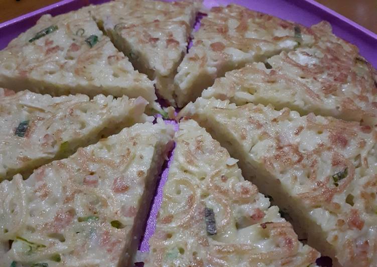 Resep Pizza Mie Simple, Bikin Ngiler