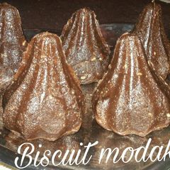 A picture of Biscuit cocoa modak.
