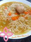 Sopa de Macarrão com Frango 🍲