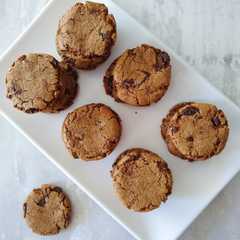 A picture of Cookies.