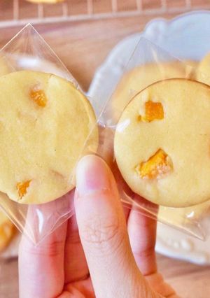 【COOKING BUBU】夏日風味香甜芒果曲奇 | MANGO COOKIES | ドライマンゴークッキー♡ 的食譜成品照片