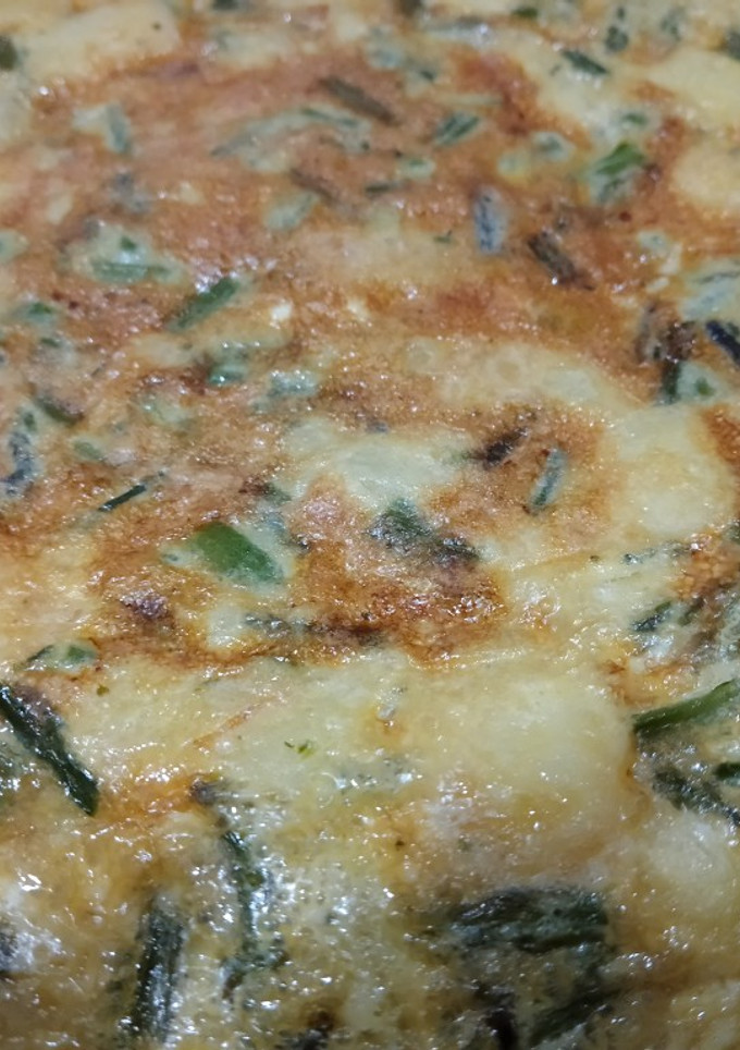 Una foto de Tortilla de patata con espárragos