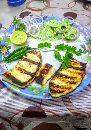 A picture of Grilled cottage cheese Tikka.