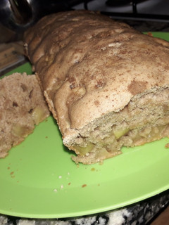 Una foto de Budín de manzana y canela (sin huevo)
