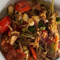 A picture of Thai Green Papaya Salad (Som Tum Thai).