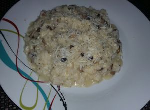 Una foto de Risotto con setas (guarnición)