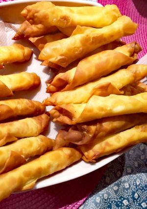 Una foto de Tequeños con queso fresco