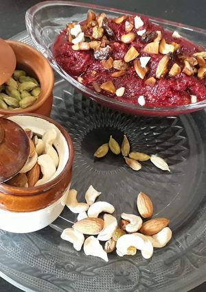 A picture of Beetroot halwa.
