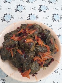 عکسی از دستور دلمه برگ مو