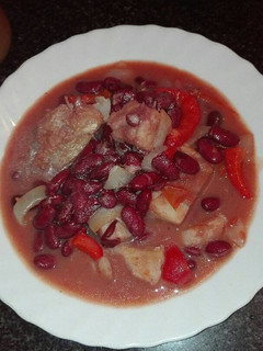 Una foto de Judías rojas con bacalao
