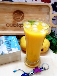 A picture of Mango juice.