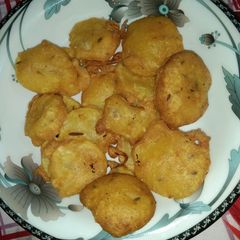 A picture of Aloo ky pakore.
