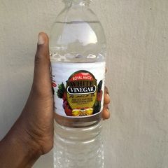 A picture of Vinegar Water.