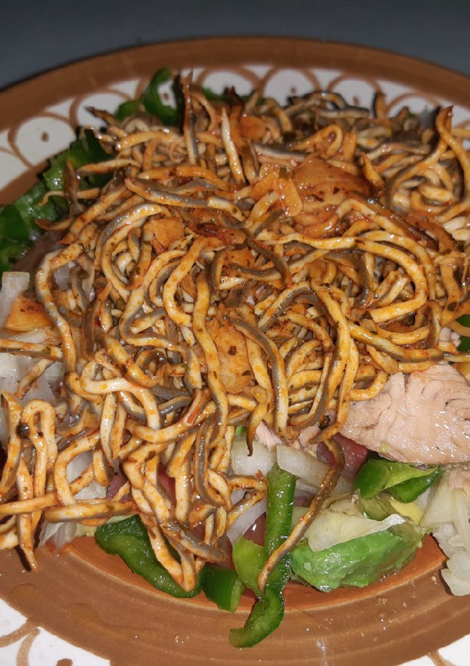 Una foto de Ensalada de gulas