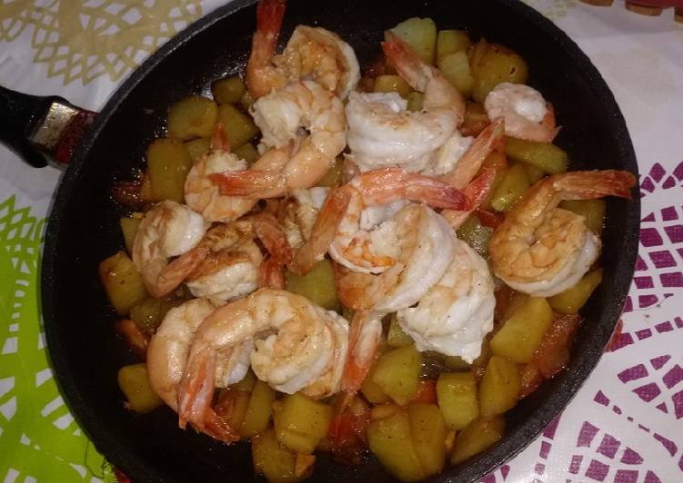 Camarão refogado com chuchu à moda Thai - Tudogosreceitas