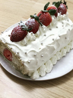 A picture of Strawberries Roll-cake for Christmas.