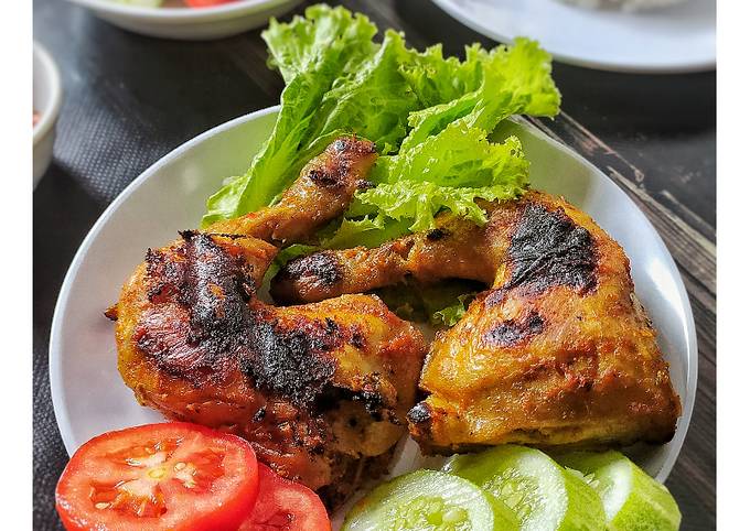 Ayam bakar bumbu rujak