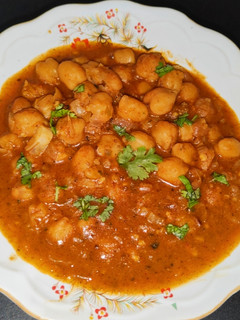 சன்னா மசாலா(channa masala recipe in tamil) செய்முறை முக்கிய புகைப்படம்