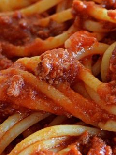 Hamis Bolognai spagetti recept fotója