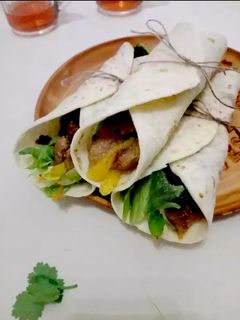 Una foto de Fajitas de cordero con chutney