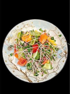 Hình của món Salad ớt chuông rau mầm.