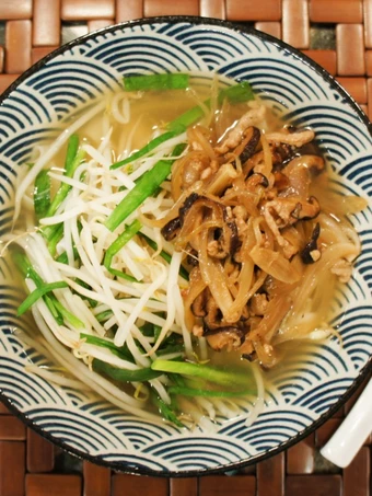 Easy Way Prepare Taiwanese Hakka Style Flat Rice Noodle Soup  (客家湯板條) - Gluten Free Noodle Soup the  Makes Drooling Can spoil the tongue