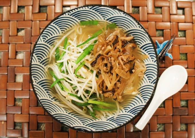 Recipe of Super Quick Homemade Taiwanese Hakka Style Flat Rice Noodle Soup  (客家湯板條) - Gluten Free Noodle Soup